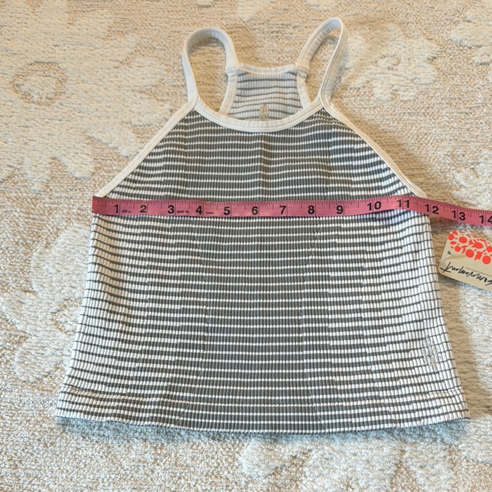 NWT Free People Movement Gray & White Stripe Cropped Tank Top size M/L - Picture 9 of 10